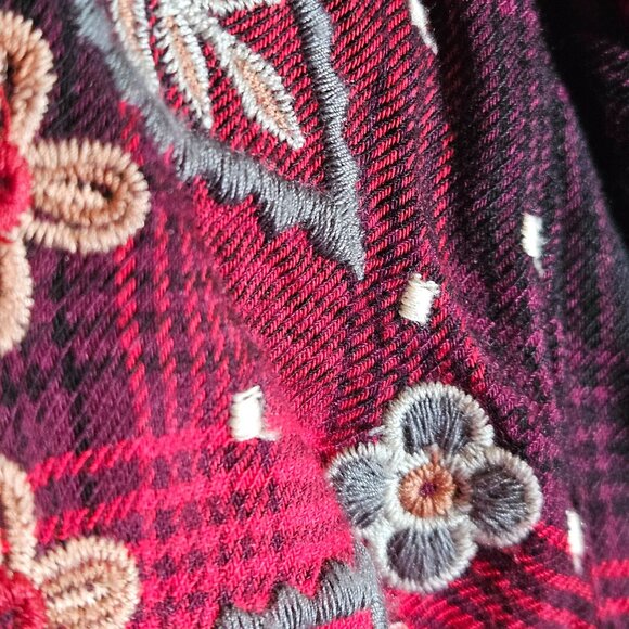 VTG Woman American Blues Red Black Plaid Embroidered Button-Up Long Sleeve Shirt - Picture 4 of 14